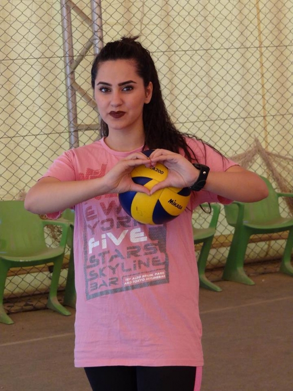 بەھیوای ئەوەم خوڵمان بۆ بکرێتەوە با خەونی من و سەدان یاریزانی وەک من بە فیرۆ نەڕوات